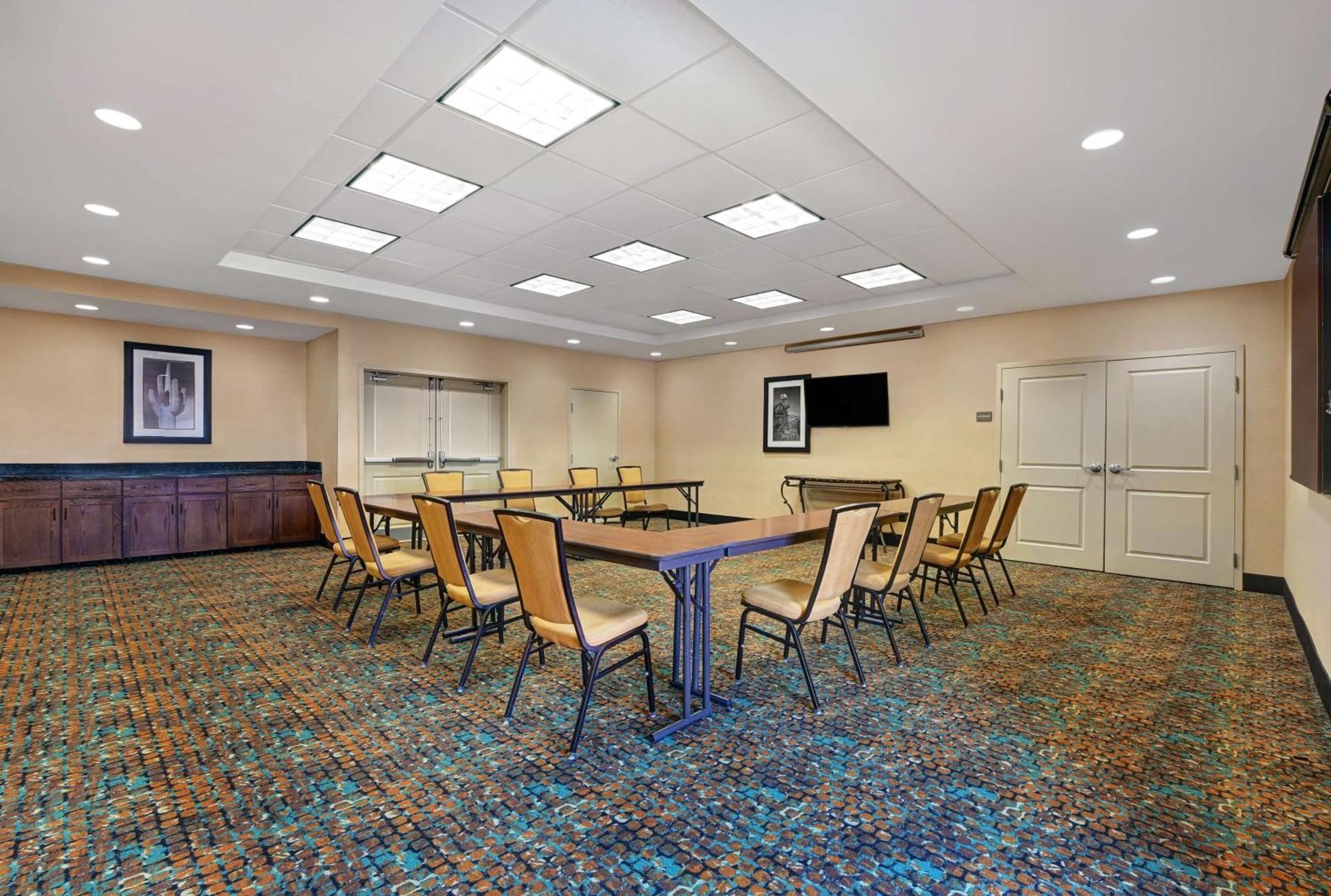 Hampton Inn Deming Exterior photo